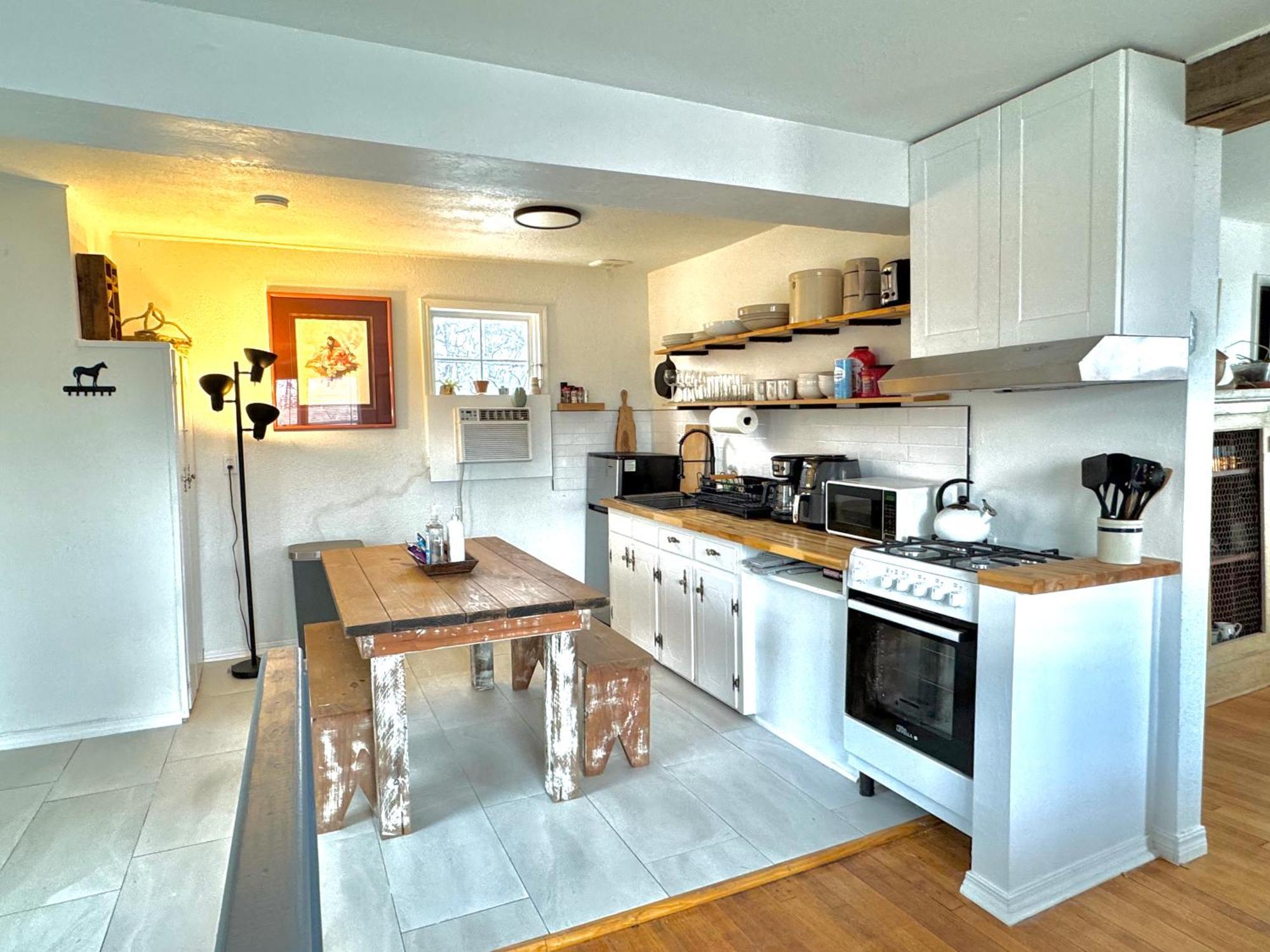 Upgraded - Easy Access To Uptown #n29 *
